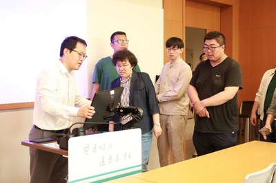 上海工程技術(shù)大學(xué)信息化辦公室（算力中心）來校調(diào)研交流，共探教育數(shù)字化新篇章